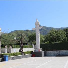  天山陵园 ，具体位置距离分析，全面介绍免费班车预约