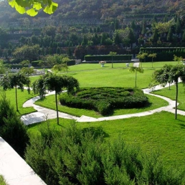 北京万佛华侨陵园正规性解析及高性价比墓地推荐