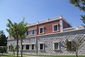 外侨公墓服务优势解析：环境配套与管理特色详解